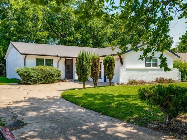 451 Southport Drive , Dallas, TX 75232