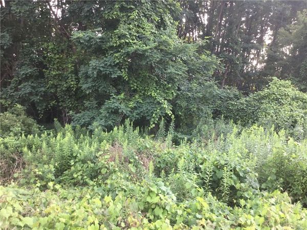 Creek Road , Batavia, NY 14020