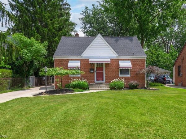 6729 Orchard Boulevard , Parma Heights, OH 44130
