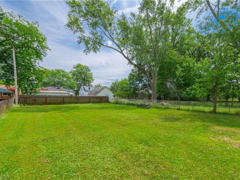 6729 Orchard Boulevard , Parma Heights, OH 44130 Photo 14