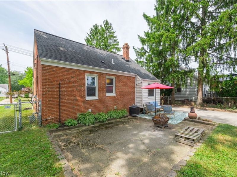 6729 Orchard Boulevard , Parma Heights, OH 44130 Photo 9