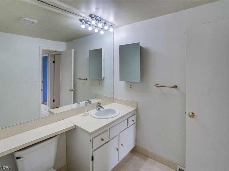 32766 Washington Court , Unit 66, Solon, OH 44139 Photo 30