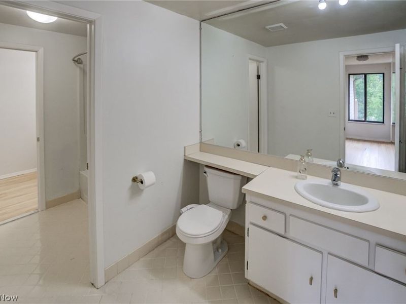 32766 Washington Court , Unit 66, Solon, OH 44139 Photo 31