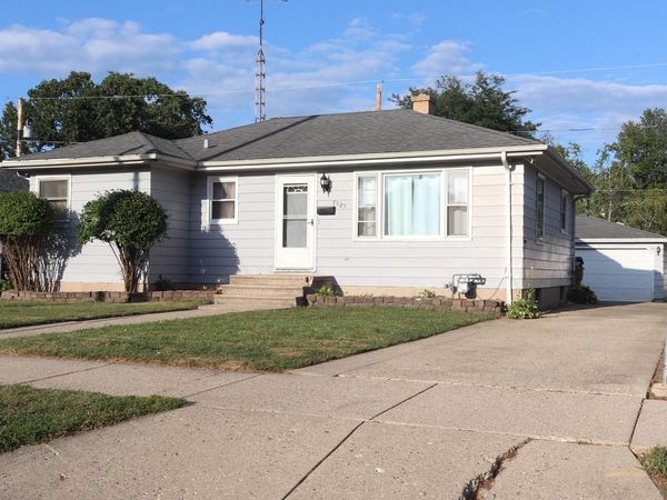 7925 45th AVENUE, Kenosha, WI 53142