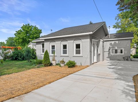 Main Photo