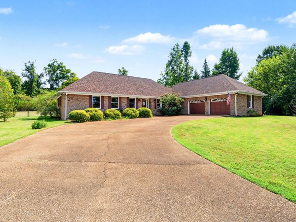 308 Pheasant Drive, Dalton, GA 30721