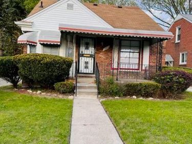 19502 Whitcomb Street, Detroit, Mi 48235