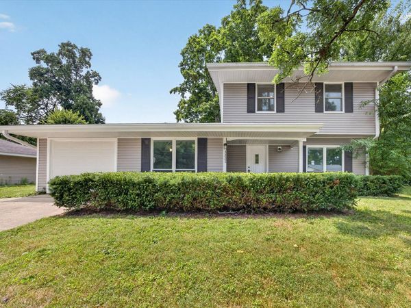 3221 N Stoneycrest Road, Bloomington, IN 47404
