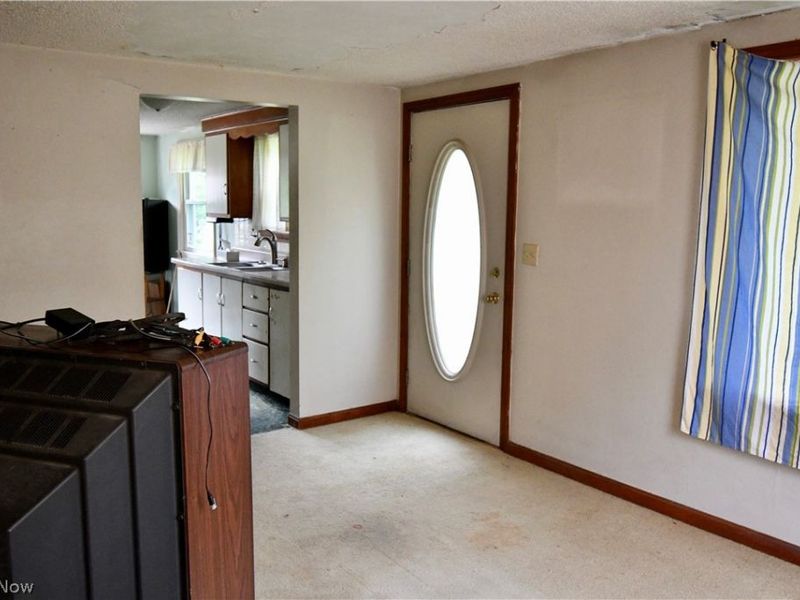 2194 Clearview Avenue NW, Champion, OH 44483 Photo 12