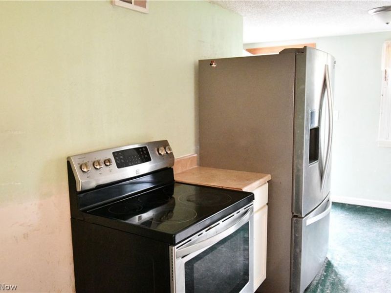 2194 Clearview Avenue NW, Champion, OH 44483 Photo 13