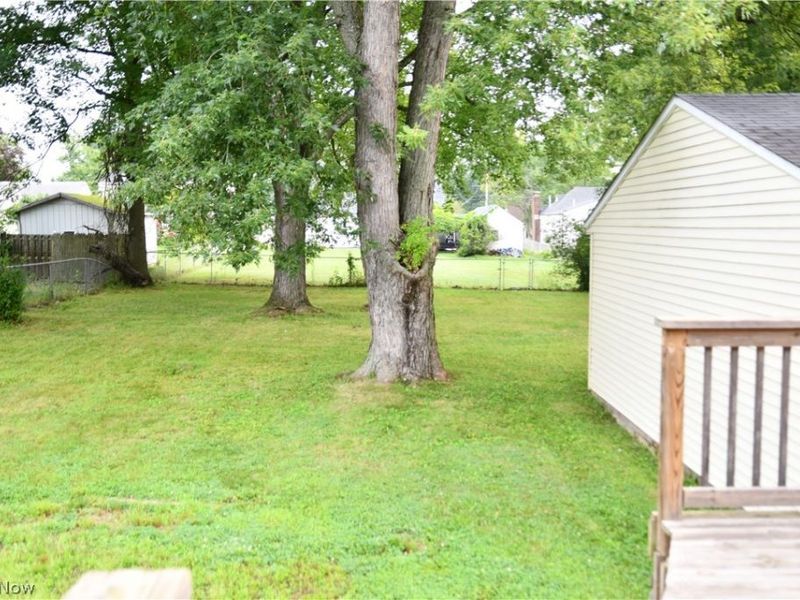 2194 Clearview Avenue NW, Champion, OH 44483 Photo 31