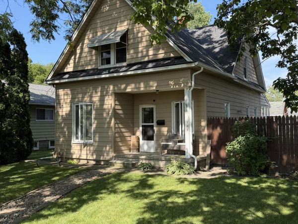 323 S Main Street , Walbridge, OH 43465