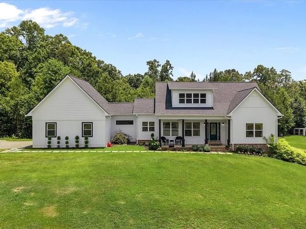 160 Shoemake Road , Carrollton, GA 30116