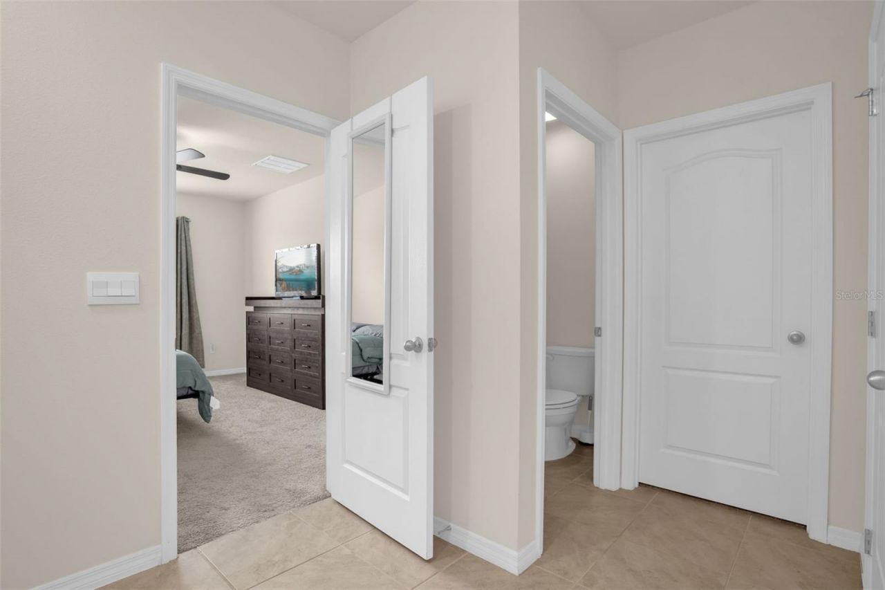 5242 Mahogany Drive, Mount Dora, FL 32757 Photo