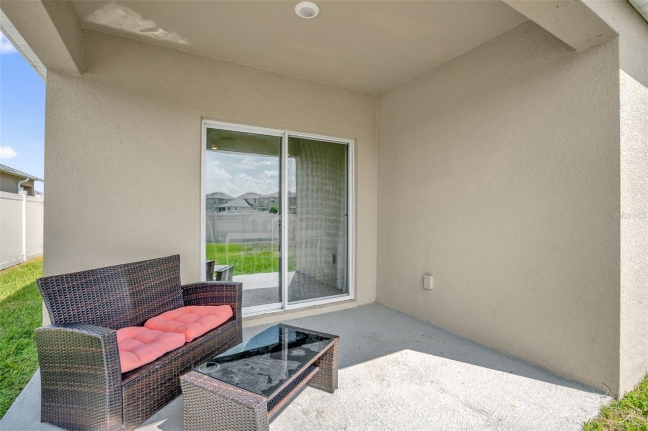 5242 Mahogany Drive, Mount Dora, FL 32757 Photo