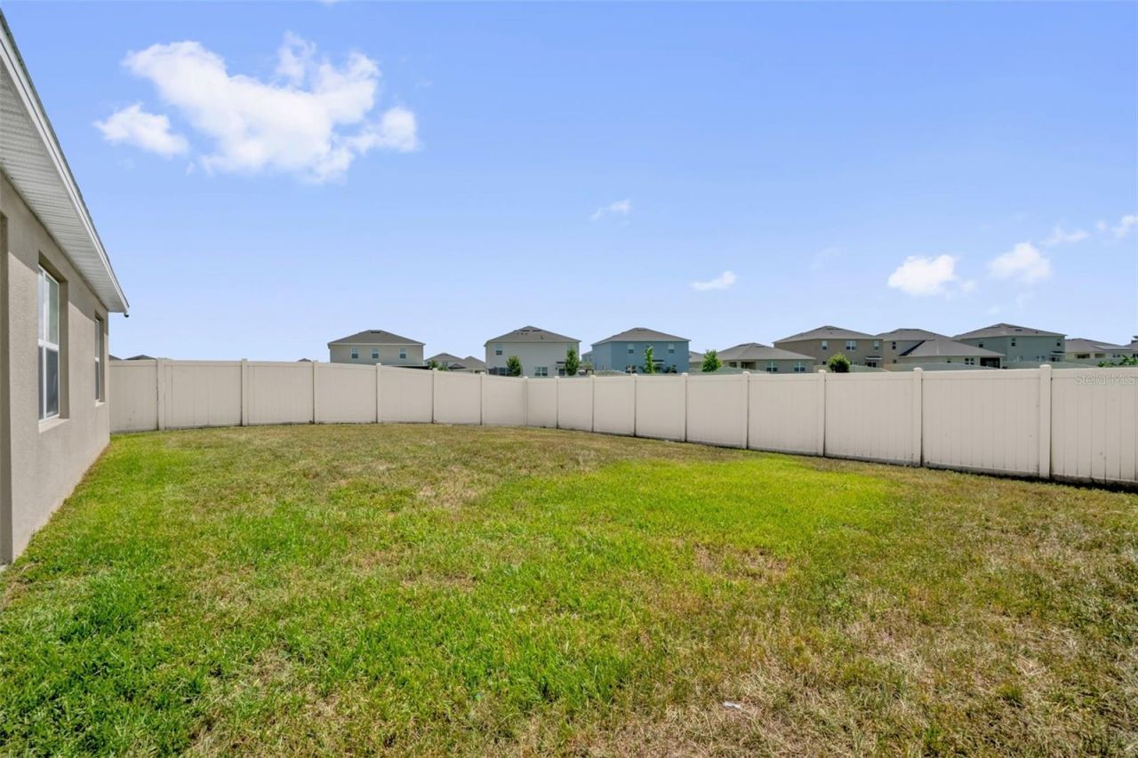 5242 Mahogany Drive, Mount Dora, FL 32757 Photo