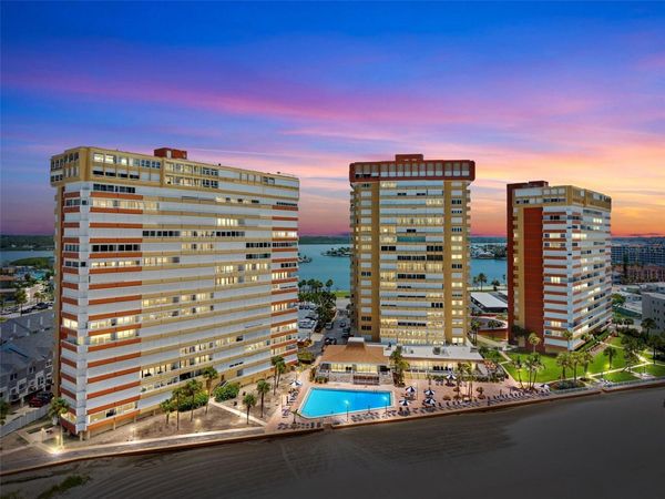 17940 GULF BOULEVARD , Unit 11E, REDINGTON SHORES, FL 33708