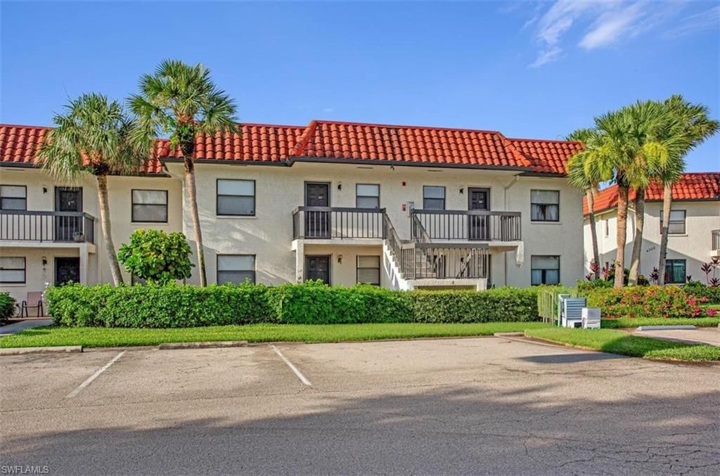 4358 27th Ct Sw, Unit 206, Naples, FL 34116 Photo