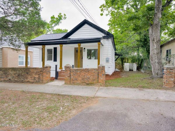 406 Edgefield Avenue NW, Aiken, SC 29801