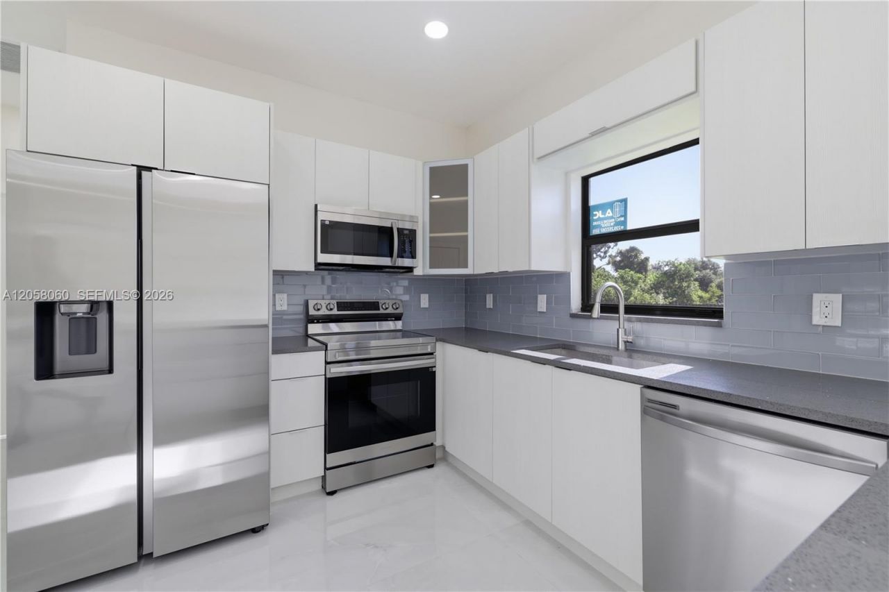 707 Bahama Ave S, Lehigh Acres, FL 33974 Photo