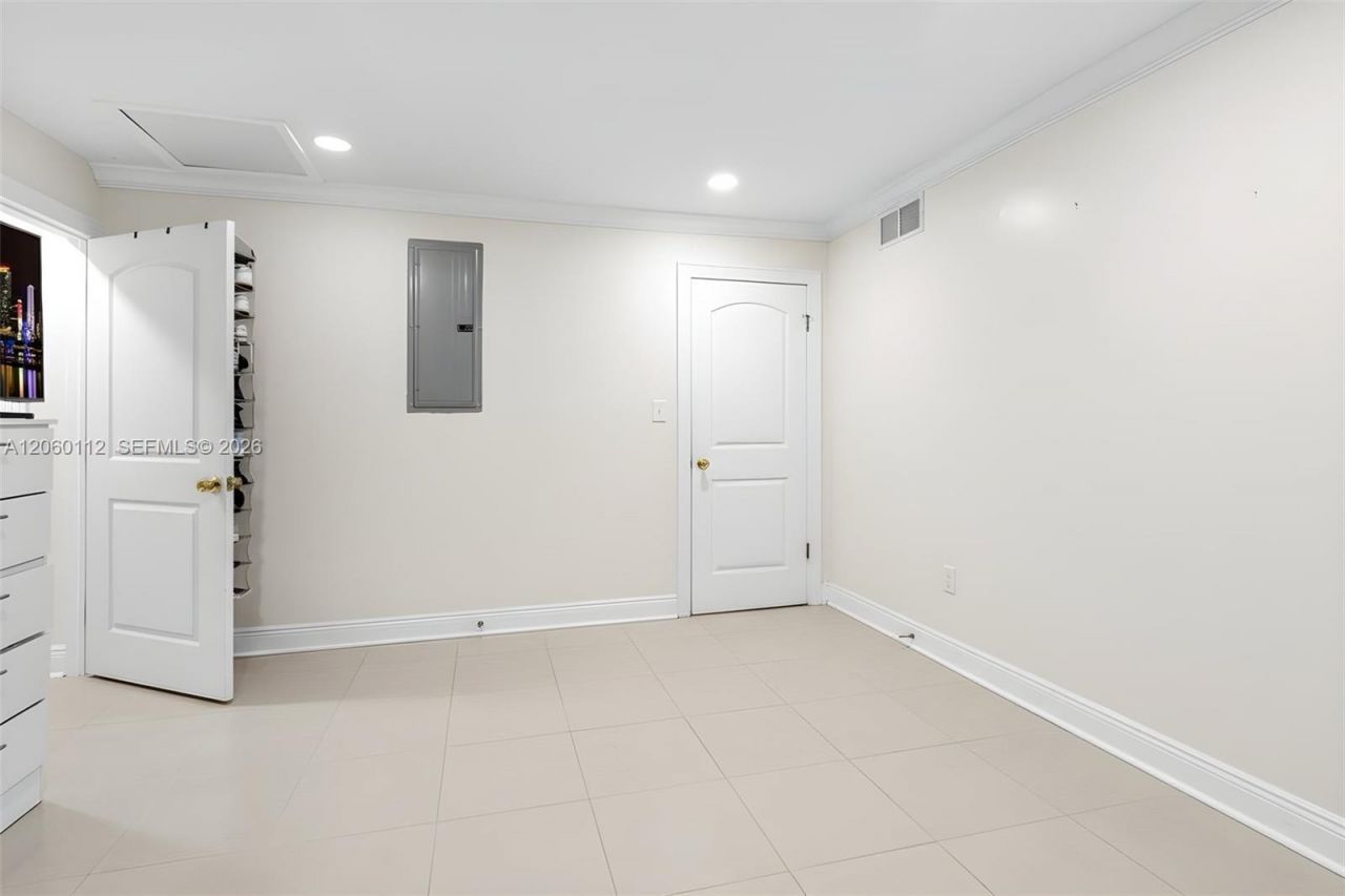 11470 SW 57th Ter, Miami, FL 33173 Photo