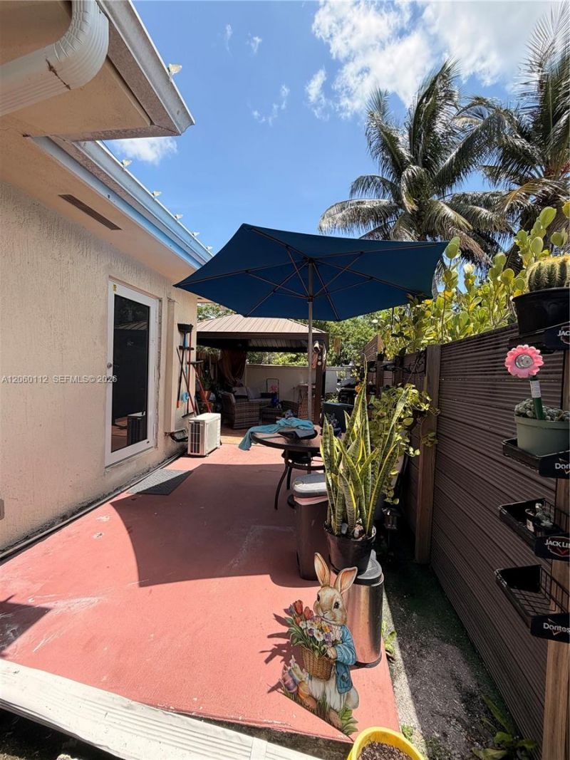 11470 SW 57th Ter, Miami, FL 33173 Photo