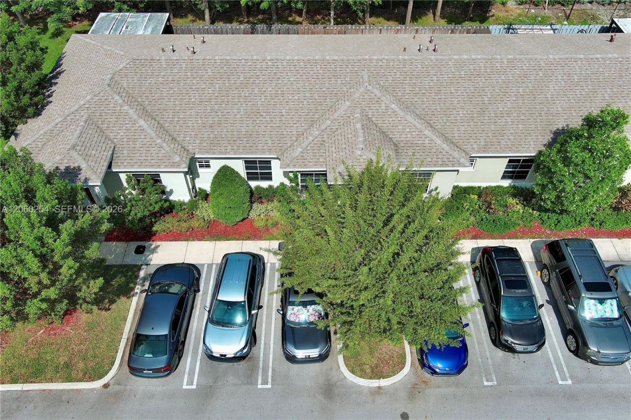 484 NE 4th Ave , Florida City, FL 33034 Photo
