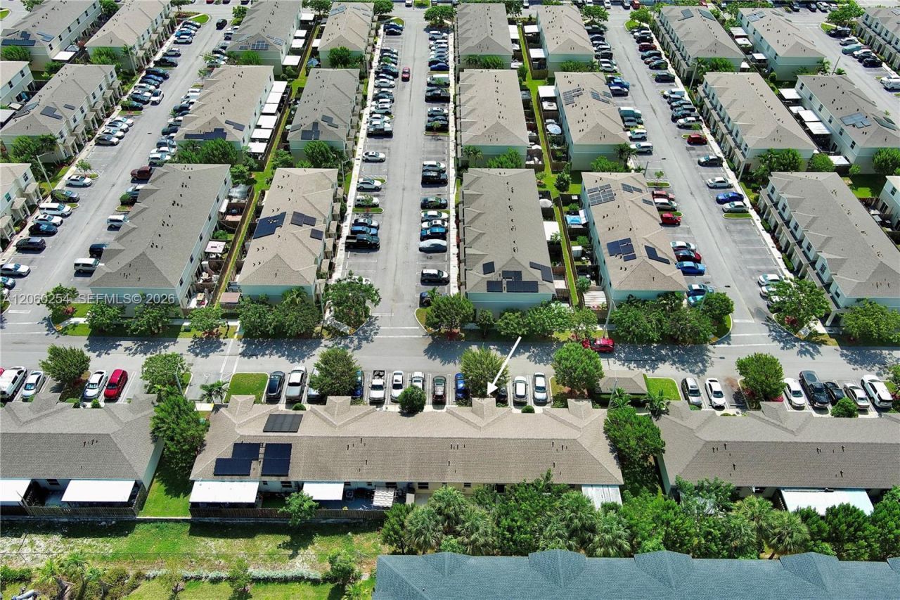 484 NE 4th Ave , Florida City, FL 33034 Photo