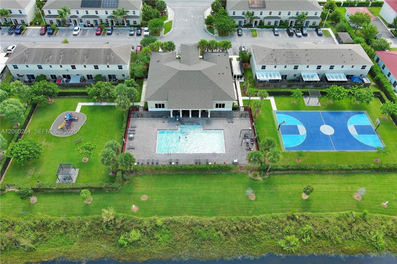 484 NE 4th Ave , Florida City, FL 33034 Photo