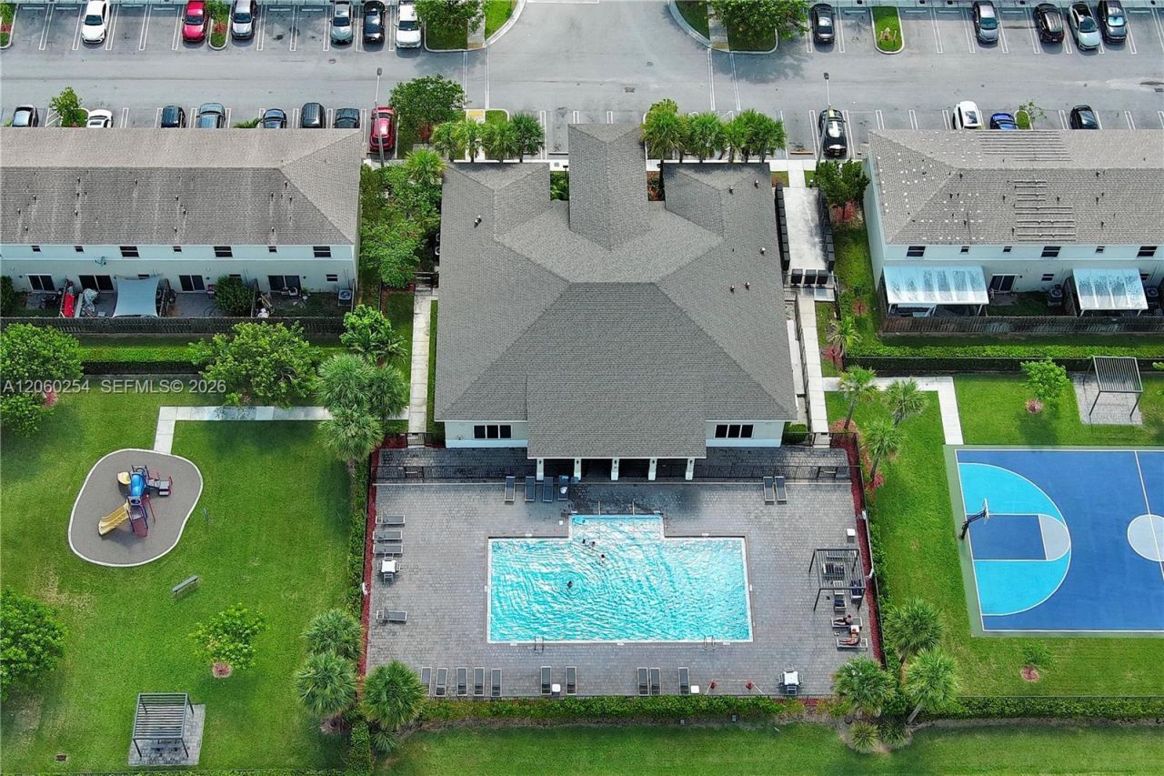 484 NE 4th Ave , Florida City, FL 33034 Photo
