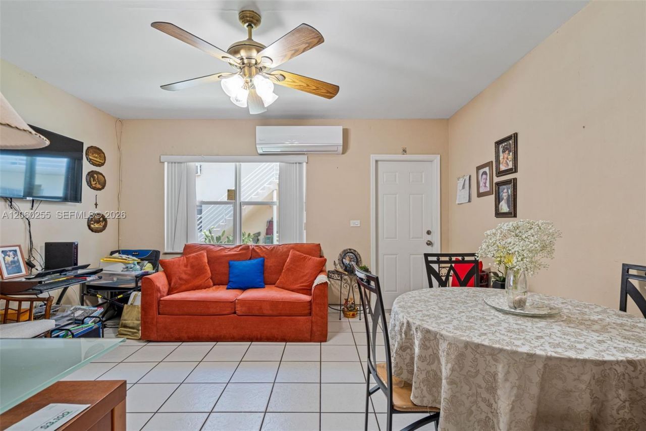 4450 W Flagler St , Miami, FL 33134 Photo