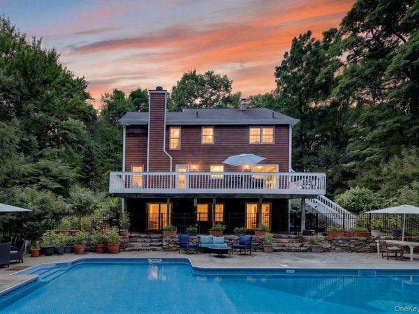 541 E Mountain Road N, Cold Spring, NY 10516