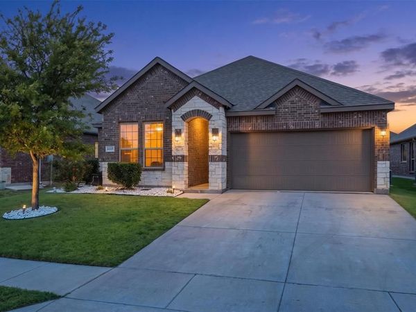 2717 Ainsworth Road, Aubrey, TX 76227
