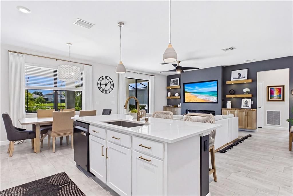 13883 Pine Lodge Ln, Fort Myers, FL 33913 Photo