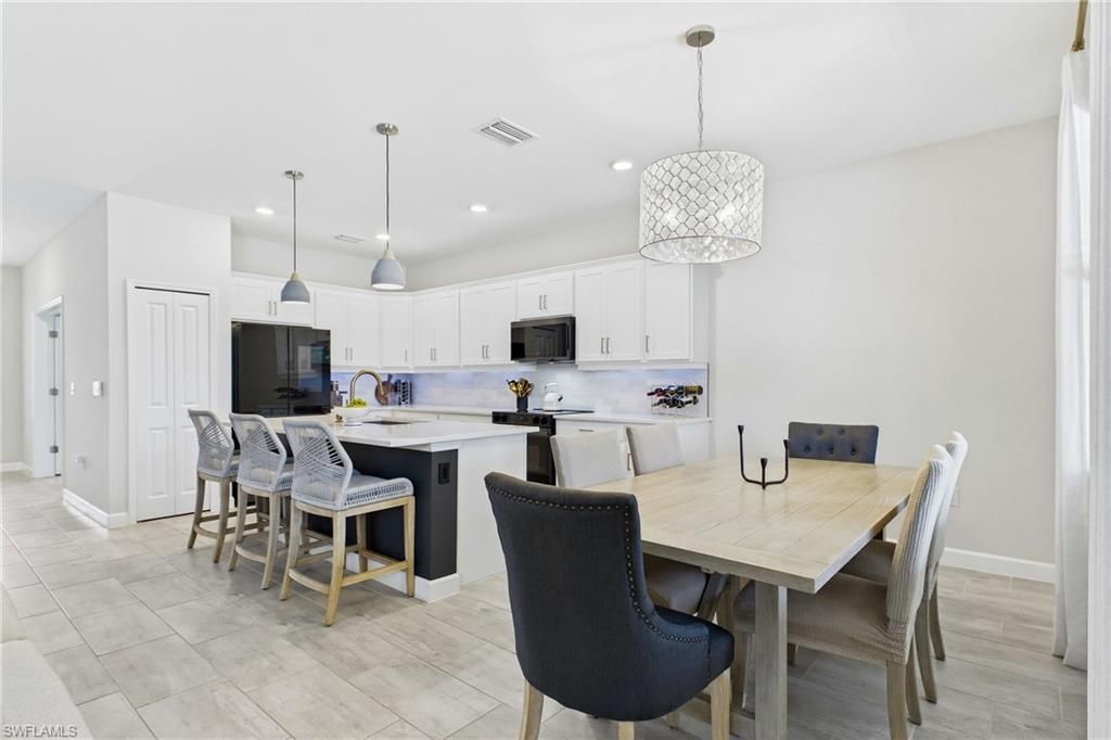 13883 Pine Lodge Ln, Fort Myers, FL 33913 Photo
