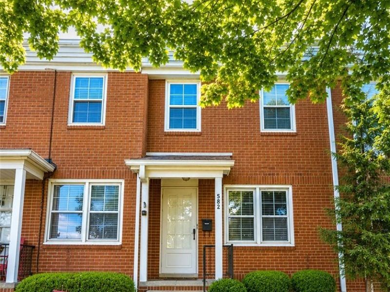 2752 Wooster Road, Rocky River, OH 44116 Photo 1