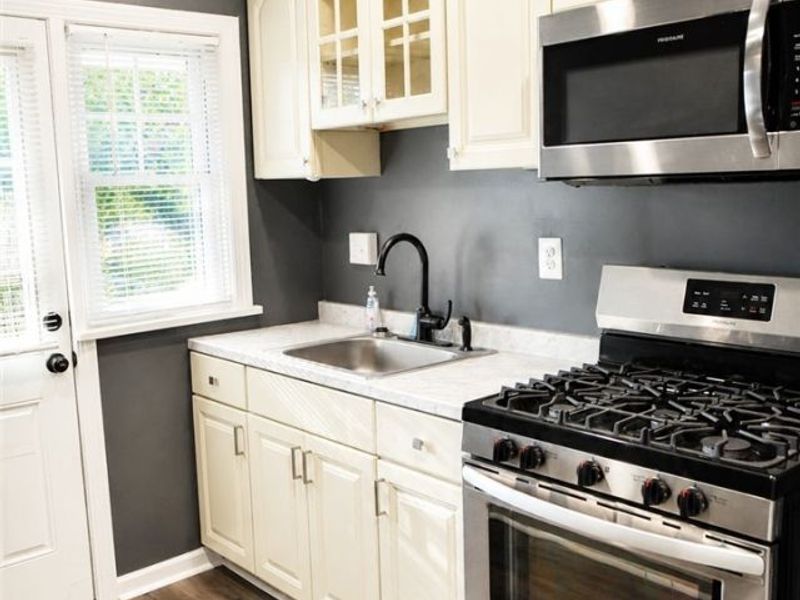 2752 Wooster Road, Rocky River, OH 44116 Photo 4