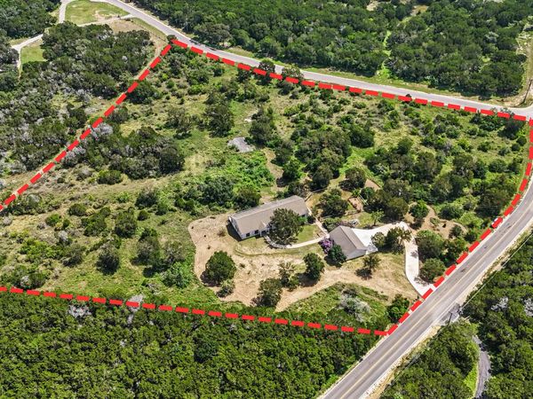 2188 Bretzke Ln, New Braunfels, TX 78132