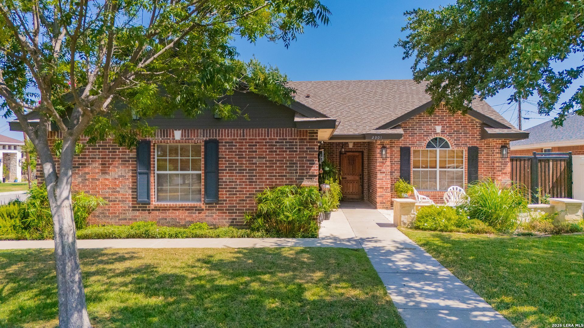 2901 Superior Dr, Eagle Pass, TX 78852 Main Photo