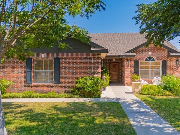 2901 SUPERIOR DR, Eagle Pass, TX 78852
