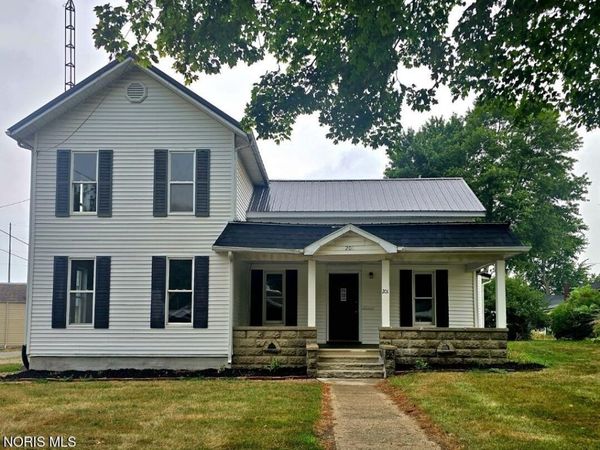 201 E Maple Street, Liberty Center, OH 43532