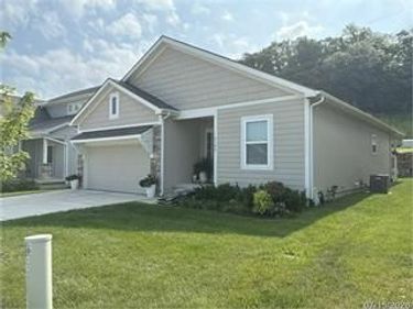 6793 Prairie Lane, Kansas City, MO 64152