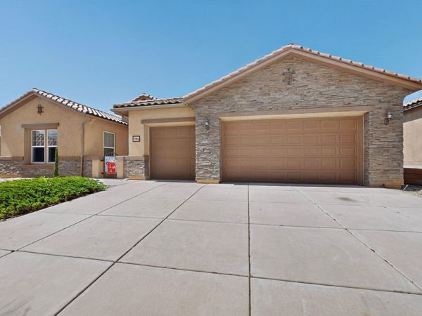 3708 Tierra Vista Place NE, Rio Rancho, NM 87124