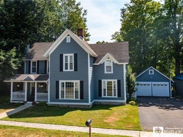 33 Pennsylvania Avenue , Lakewood, NY 14750