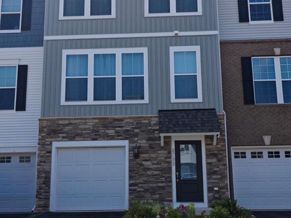 8795 KENSINGTON CHURCH STREET, MANASSAS, VA 20112