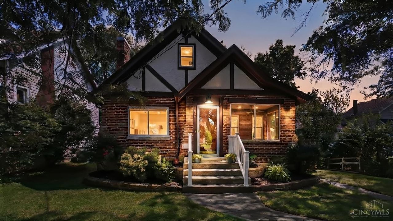 6815 Windward Street, Cincinnati, OH 45227 Main Photo