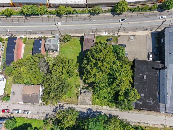 2480 River Road, Cincinnati, OH 45204