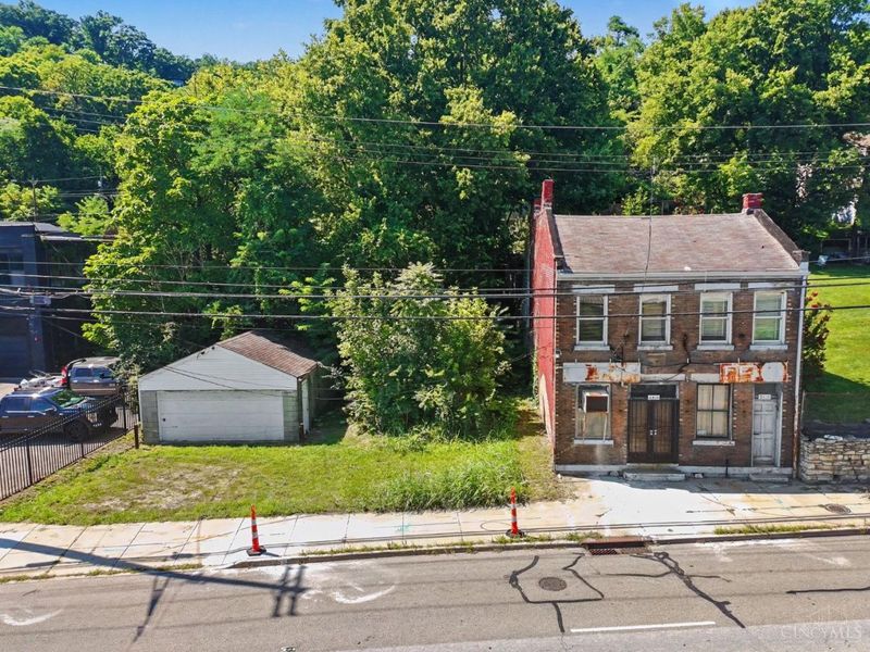 2480 River Road, Cincinnati, OH 45204 Photo 3