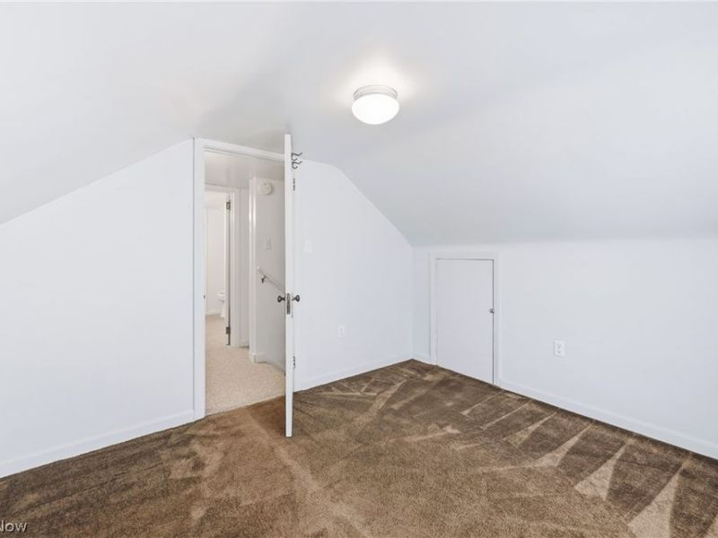2325 North Road , Warren, OH 44483 Photo 26