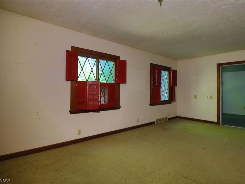 40 Wintergreen Hill Drive , Painesville, OH 44077 Photo 8